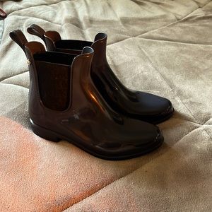 Micheal Kors dark blue boots